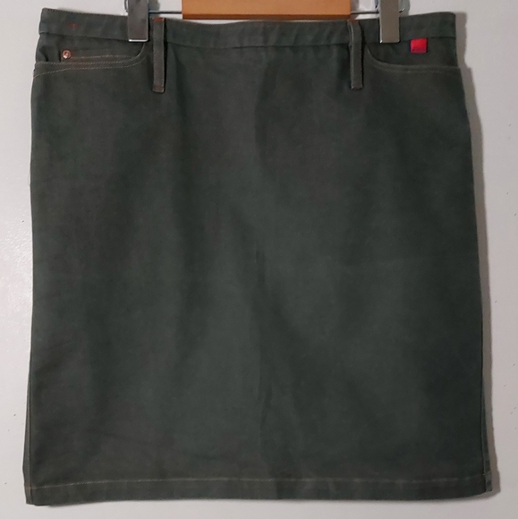 BCBG Maxazria jeans  Denim/Jean Skirt - Picture 2 of 5